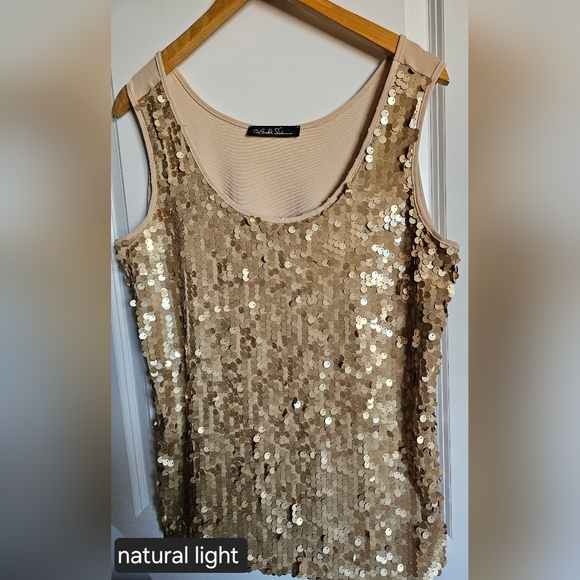 Sequins! ✨️XL vintage 00s Gold tank with shimmer and shake ✨️ - Picture 5 of 7